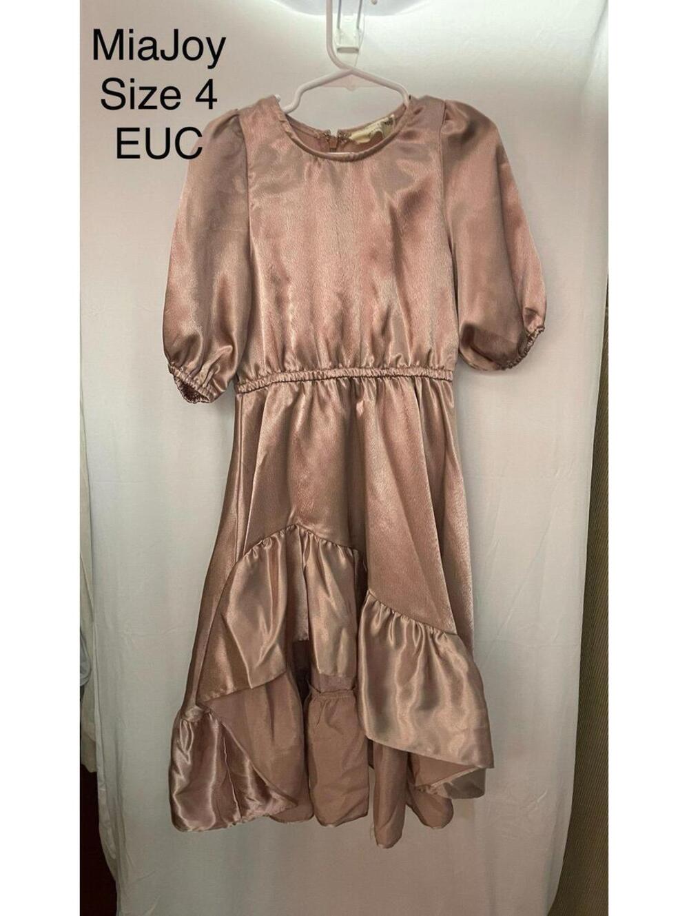 Joyfulie Mia Joy Size 4 dress Girls holiday